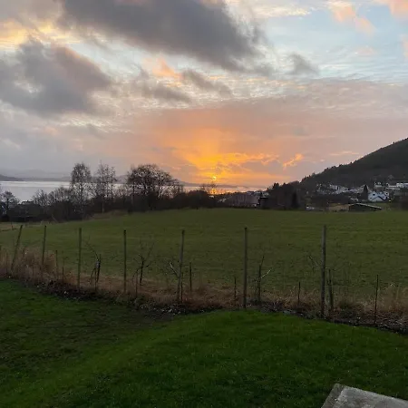 Hus I Appartement Jørpeland