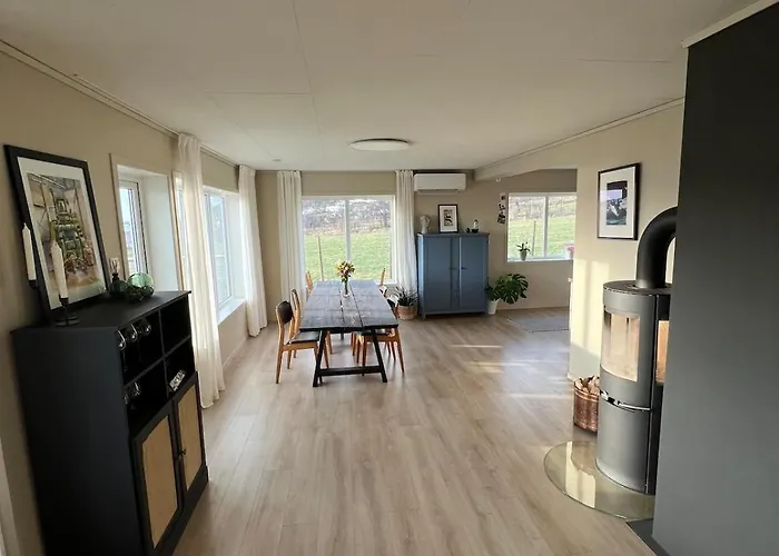 Hus I Appartement Jørpeland